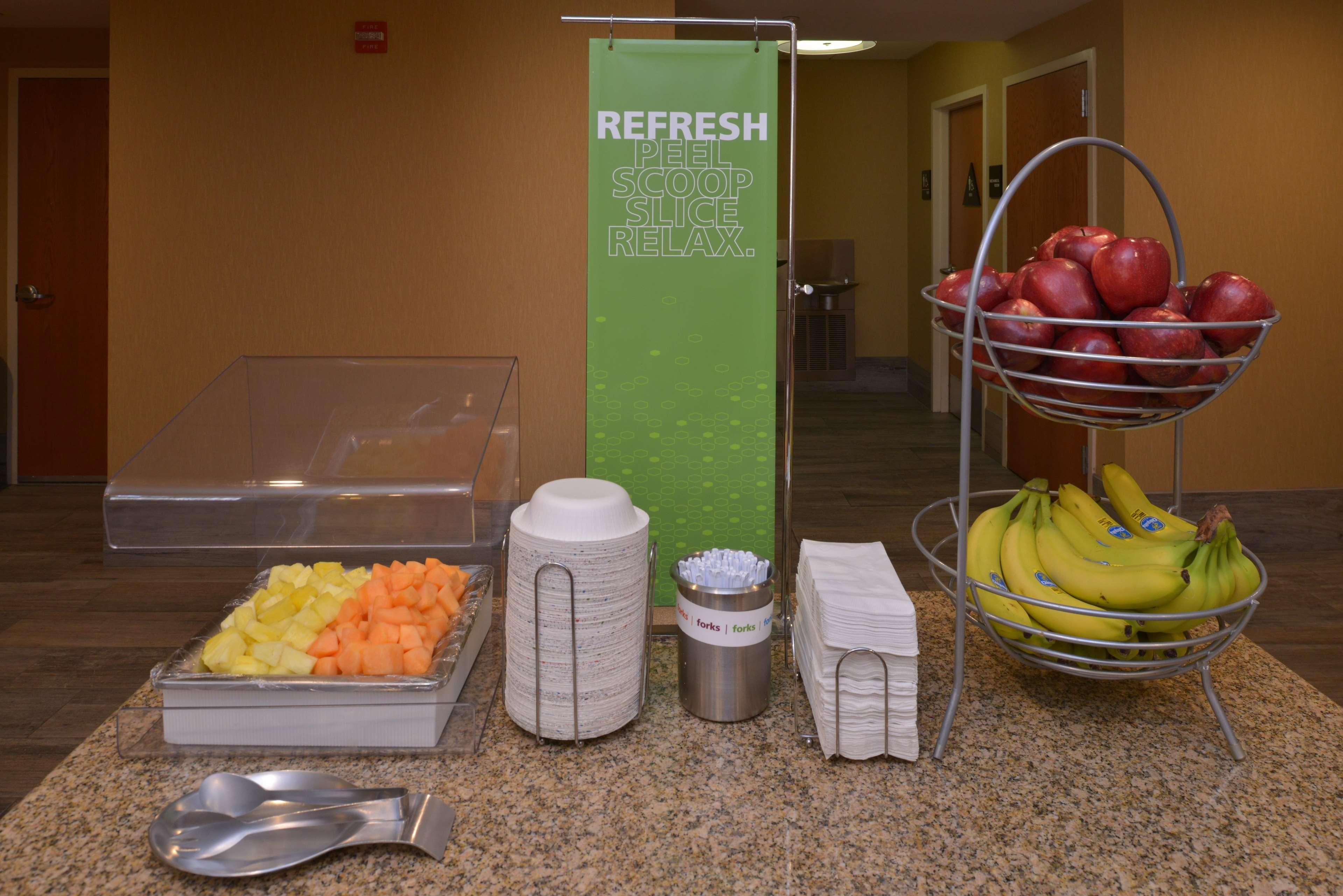 Hampton Inn And Suites Bakersfield North-Airport Zewnętrze zdjęcie