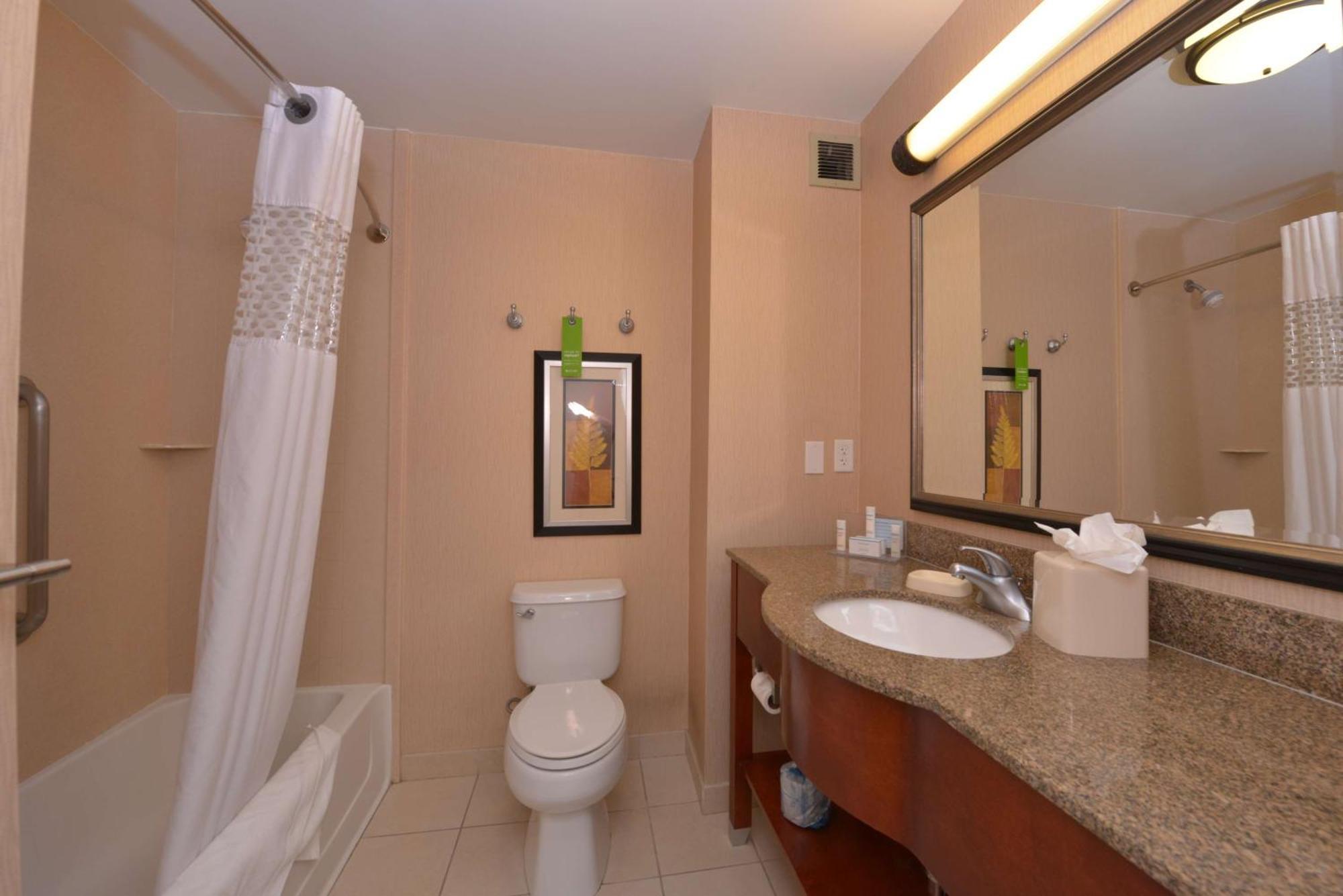 Hampton Inn And Suites Bakersfield North-Airport Zewnętrze zdjęcie