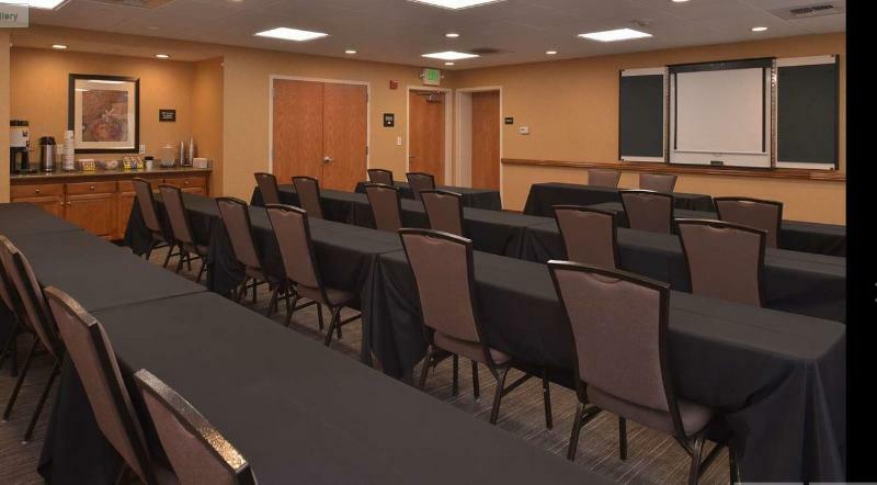 Hampton Inn And Suites Bakersfield North-Airport Zewnętrze zdjęcie